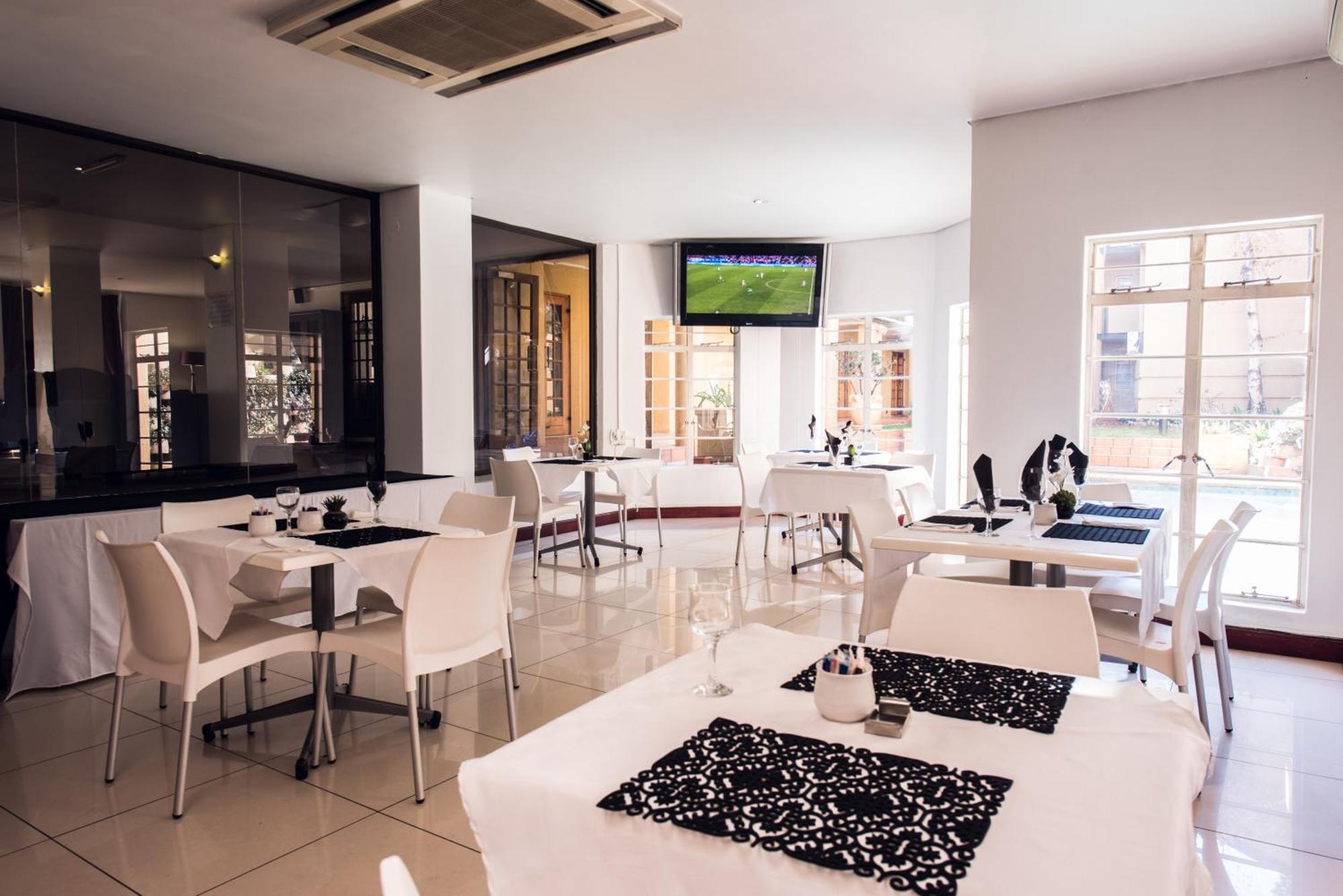 Airport Inn And Suites Edenvale Ngoại thất bức ảnh